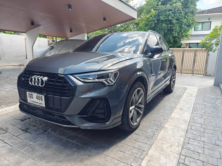 รถ Audi Audi Q3  2.0 TFSI Quattro 4WD สี เทา