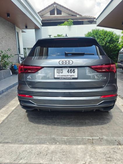 Audi Audi Q3 2021 2.0 TFSI Quattro 4WD Utility-car เบนซิน เกียร์อัตโนมัติ เทา รูปที่ 3