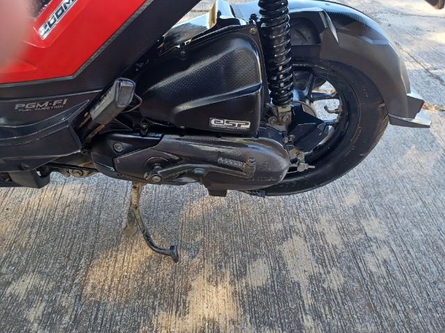 ZOOMER X ปี 2016 รูปที่ 9