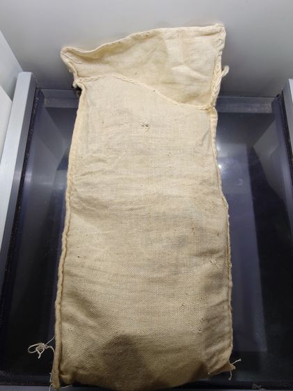 เหรียญยกถุง (50 เหรียญ) เหรียญ 5 บาท ที่ระลึกครบ 200 ปี สมโภชกรุงรัตนโกสินทร์ พ.ศ.2525 ไม่ผ่านใช้ รูปที่ 4