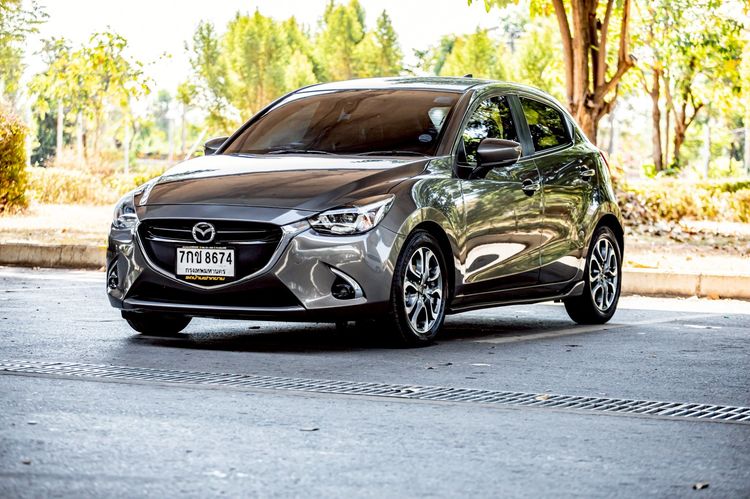 Mazda Mazda 2 2018 1.5 XD Sport High Plus L Sedan ดีเซล เกียร์อัตโนมัติ น้ำตาล