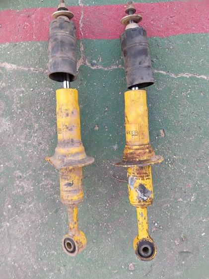 ขายโช้ค old man emu std up2 ford t6 รูปที่ 4