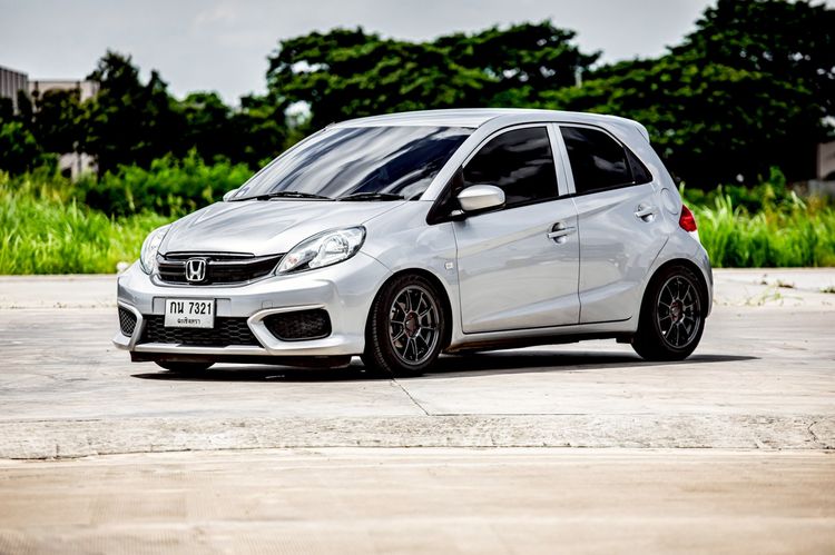 Honda Brio 2018 1.2 V Sedan เบนซิน เกียร์อัตโนมัติ เทา รูปที่ 2