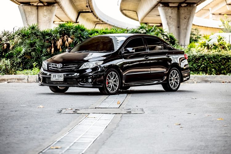 Toyota Altis 2011 1.6 E Sedan เบนซิน เกียร์อัตโนมัติ ดำ รูปที่ 2