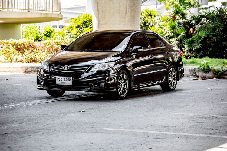 Toyota Altis 1.6E  ปี 2011 สีดำ ขข 1240