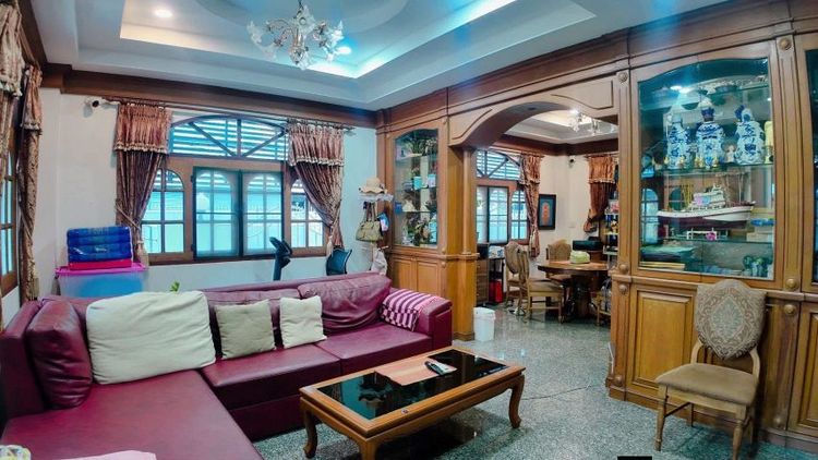 บ้านเดี่ยว3ชั้นและพ่วงอีกอาคารสไตล์โรงงานกึ่งโกดังในพื้นที่294ตรว. รูปที่ 4