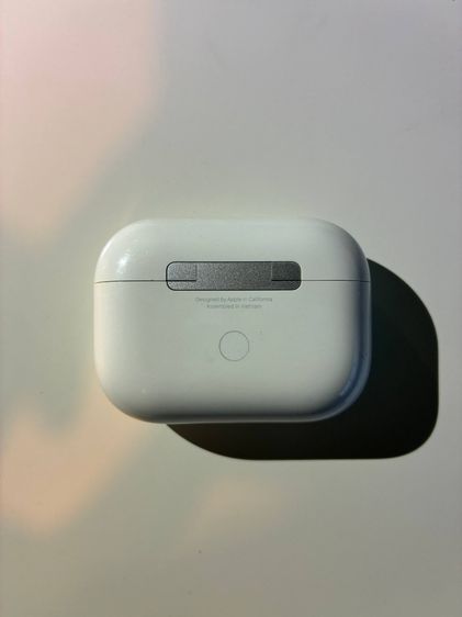 AirPods Pro (1st Gen) with Wireless Charging Case  รูปที่ 5