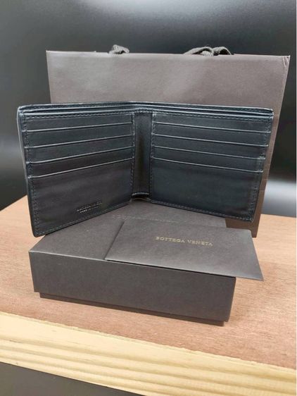 Bottega Veneta Intrecciato Bi-Fold Wallet – Luxury Pre-Owned รูปที่ 2