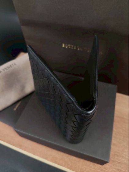 Bottega Veneta Intrecciato Bi-Fold Wallet – Luxury Pre-Owned รูปที่ 5