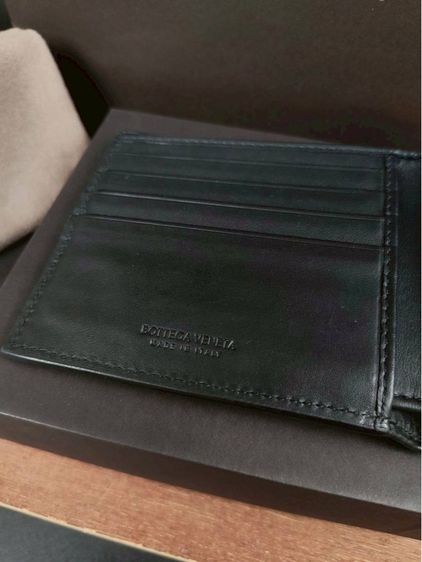 Bottega Veneta Intrecciato Bi-Fold Wallet – Luxury Pre-Owned รูปที่ 6