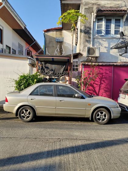 Ford Laser 2000 1.6 GLX Sedan เบนซิน เกียร์อัตโนมัติ น้ำตาล รูปที่ 2