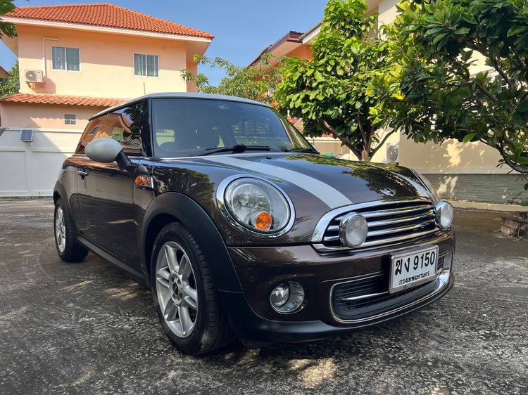 Mini COOPER 3 DOOR HATCH 2011 1.5 Sedan เบนซิน ไม่ติดแก๊ส เกียร์อัตโนมัติ น้ำตาล รูปที่ 2