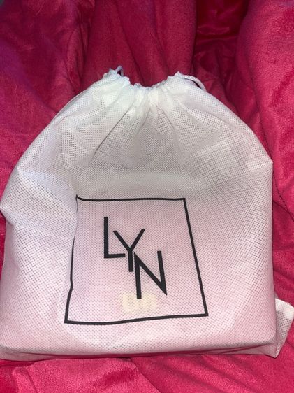 กระเป๋า