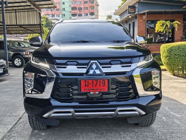 รถ Mitsubishi Pajero Sport 2.4 GT Plus Ralliart สี ดำ