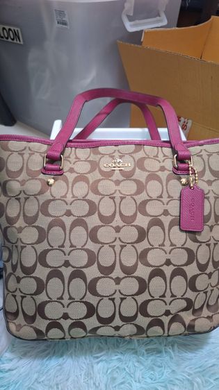 กระเป๋าสะพาย coach ของแท้ รูปที่ 2