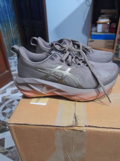 รองเท้า asics แท้ ซื้อจาก shop asics online ไม่เคยใช้งานจริง size6H woman รูปที่ 6