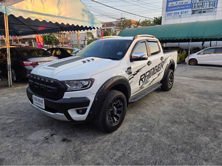 รถ Ford Ranger 2.2 Hi-Rider XLT สี ขาว