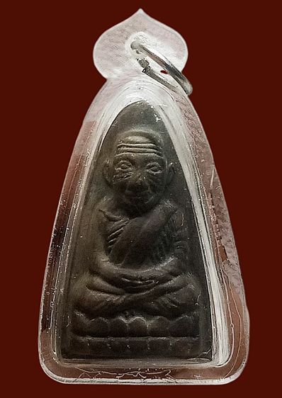 พระหลวงปู่ทวดเก่าเนื้อโลหะเลี่ยมกรอบเก่า