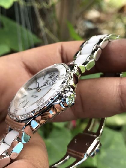 Tag Heuer F1 Quartz BOY White Ceramic Diamond (36mm)🇨🇭🇨🇭
    รูปที่ 5
