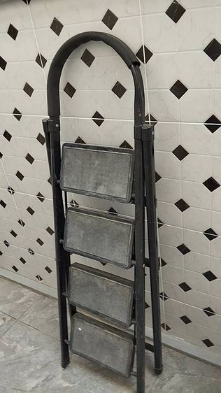 ขาย บันไดปีน 4 ชั้น