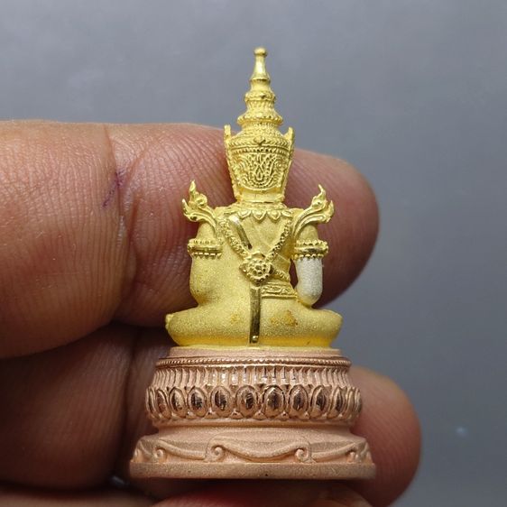 พระพุทธมหามณีรัตนปฏิมากร (พระแก้วมรกต) จำลอง ทรงเครื่องฤดูร้อน เนื้อเงินสามกษัตริย์ ฉลองสิริราชสมบัติ ครบ 60 ปี ในหลวง รัชกาลที่9 พ.ศ.2550 รูปที่ 5