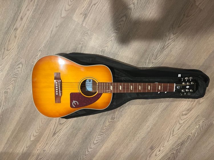 กีตาร์โปร่ง ไฟฟ้าอีพิโฟน (ตัวเล็ก)