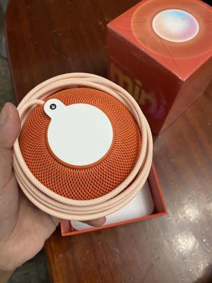 Apple HomePod Mini ราคาตัวละ 3,000 บาท สภาพ : 100เปอร์เซ็น  อุปกรณ์ ครบถ้วนทุกอย่างไม่ขาดเลย ลำโพง  หัวชาร์จ  คู่มือ กล่องยังมีพลาสติกหุ้ม รูปที่ 7