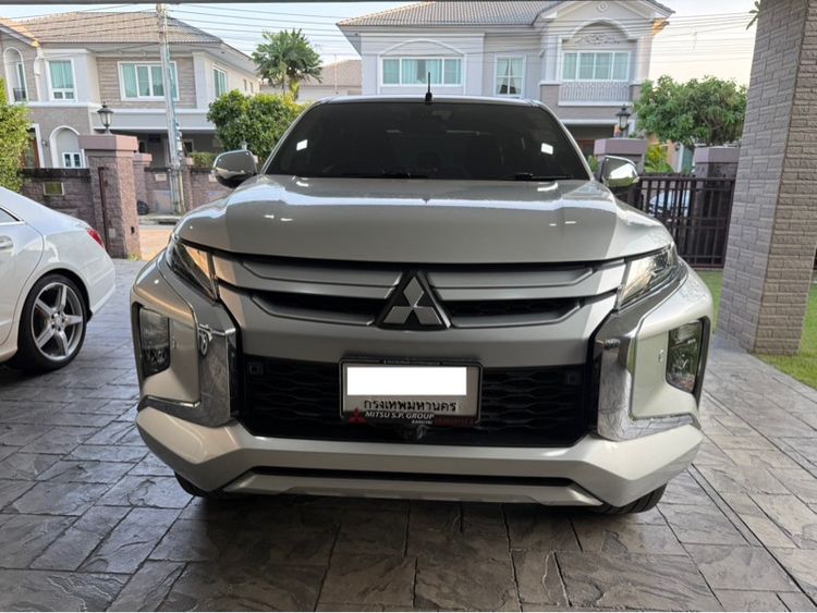 รถ Mitsubishi Triton 2.4 GT Premium Plus สี น้ำเงิน