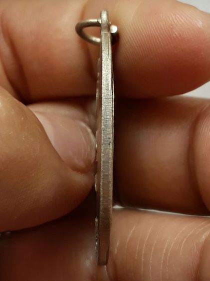 เหรียญหลวงพ่อเพชร พระครูประกาศิตธรรมคุณ สุราษฎร์ธานี รูปที่ 4