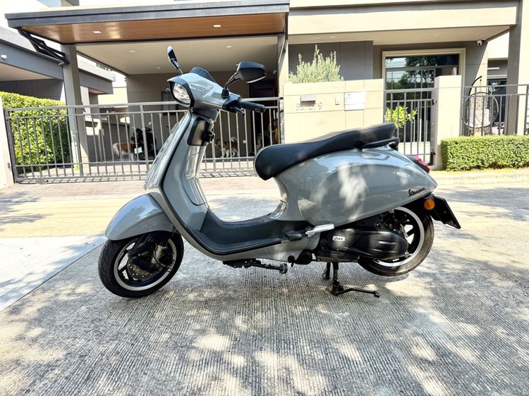 Vespa Sprint 150 MY 2024 สีเทา สภาพสวย เจ้าของขายจอง รูปที่ 2