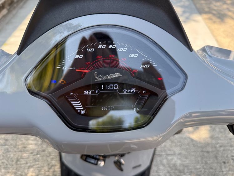 Vespa Sprint 150 MY 2024 สีเทา สภาพสวย เจ้าของขายจอง รูปที่ 6