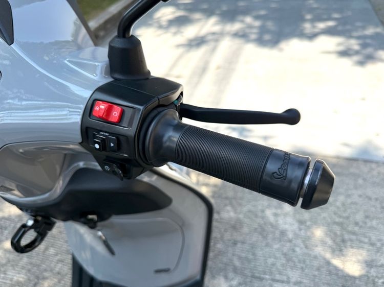 Vespa Sprint 150 MY 2024 สีเทา สภาพสวย เจ้าของขายจอง รูปที่ 9