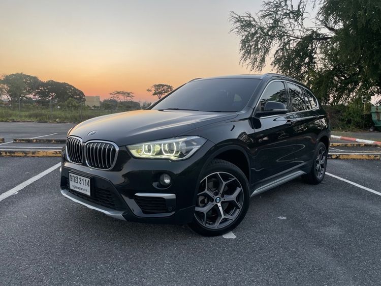 BMW X1 2020 2.0 sDrive18d xLine Sedan ดีเซล ไม่ติดแก๊ส เกียร์อัตโนมัติ ดำ