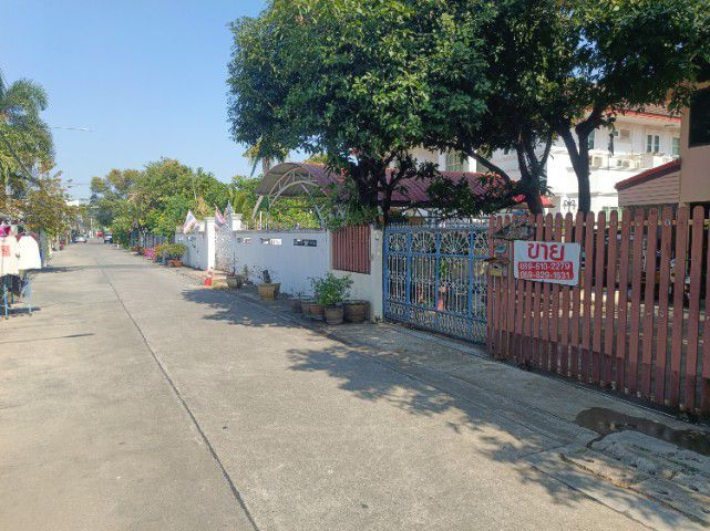 อื่นๆ ขายบ้านเดี่ยว หมู่บ้านปั้นทอง3 ลาดปลาเค้า76 รูปที่ 3