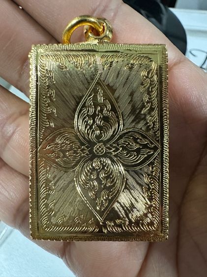 พระสมเด็จตลับทองเหลืองชุดทองงานแกะค่ะ รูปที่ 2