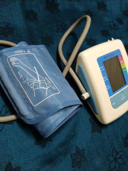 เครื่องวัดดิจิตอล Digital Blood Pressure Monitor) ยี่ห้อ Health Mate