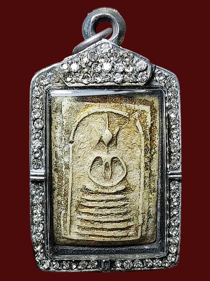 พระสมเด็จเก่าเลี่ยมกรอบเก่า