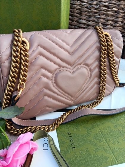 กระเป๋า Gucci marmont 26 สีเบจ รูปที่ 4