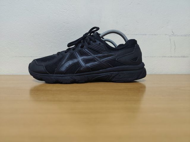 ASICS 42.0 26.5 แท้ มือสอง ดำล้วน