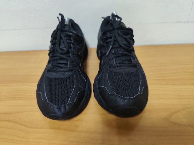 ASICS 42.0 26.5 แท้ มือสอง ดำล้วน รูปที่ 7