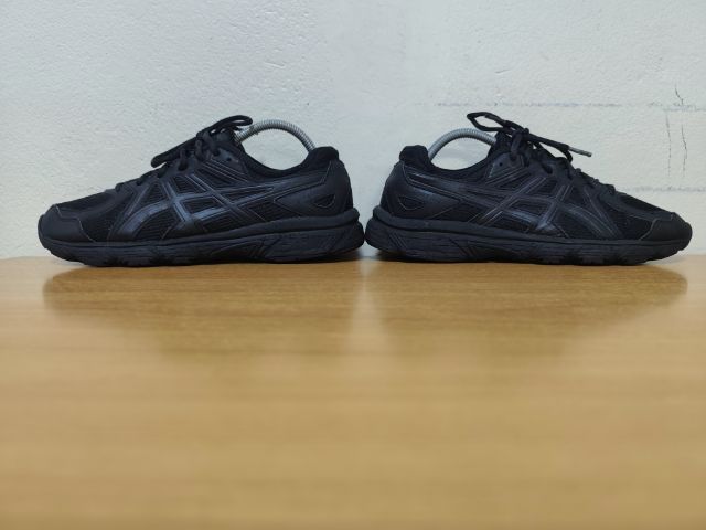 ASICS 42.0 26.5 แท้ มือสอง ดำล้วน รูปที่ 10