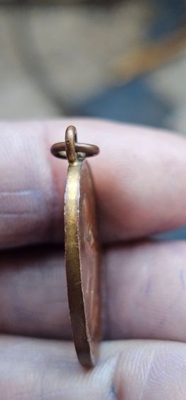 เหรียญหลวงพ่อดิ่งวัดบางวัว ปี2481 รูปที่ 9