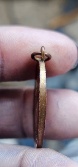 เหรียญหลวงพ่อดิ่งวัดบางวัว ปี2481 รูปที่ 13