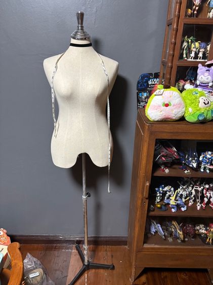 หุ่นโชว์เสื้อสาวอวบ รูปที่ 3