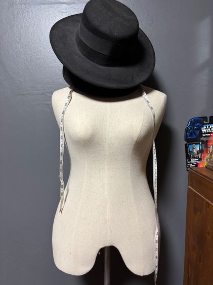 หุ่นโชว์เสื้อสาวอวบ