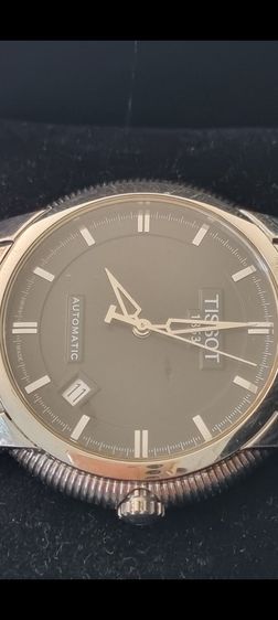 Swiss Made(Auto)Tissot Classic ขนาด 40 มิล ระบบออโต้สำรองพลังงาน 80 ชั่วโมง ไม่ใช้ถ่าน สภาพสวย ของจริงดูดีกว่าในรูปเยอะ รุ่นนี้ของใหม่เกือบ 30,000 บาท ขอส่งต่อ 8500บาท ครับ รูปที่ 5