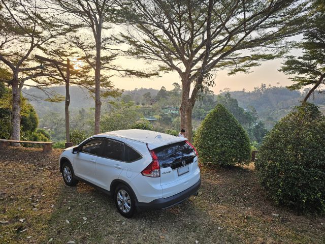 Honda CR-V 2013 2.0 E 4WD Utility-car เบนซิน เกียร์อัตโนมัติ ขาว รูปที่ 2