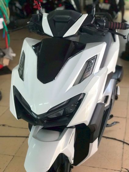 ฮอนด้า คลิก160 standard สีขาว-ดำ รถปี2022 รูปที่ 3