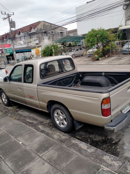 Mazda Fighter 2006 2.5 Lux Pickup ดีเซล ไม่ติดแก๊ส เกียร์ธรรมดา บรอนซ์เงิน รูปที่ 3