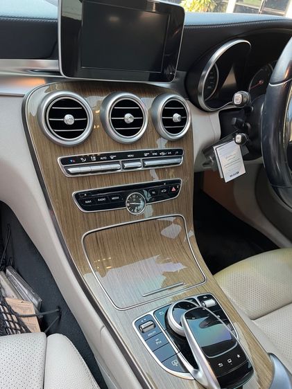 Mercedes-Benz C-Class 2015 C180 Sedan เบนซิน ไม่ติดแก๊ส เกียร์อัตโนมัติ บรอนซ์เงิน รูปที่ 2